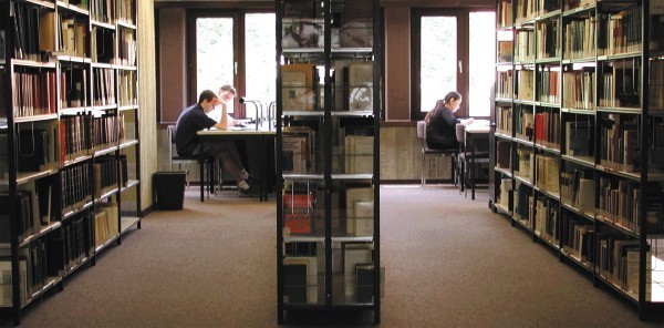 bibliotheque-universitaire.1266051139.jpg